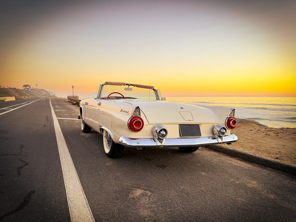 1956 Ford Thunderbird 1st Gen - Image 22 of 31