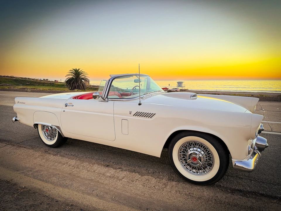 1956 Ford Thunderbird 1st Gen - Image 26 of 31