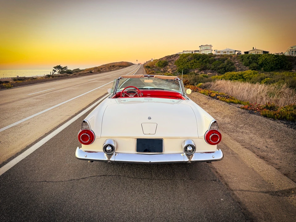 1956 Ford Thunderbird 1st Gen - Image 30 of 31