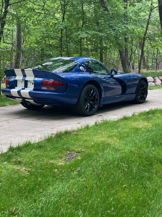 1996 Dodge Viper GTS 2nd Gen - Image 16 of 31