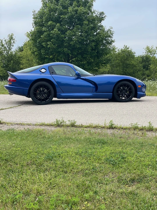 1996 Dodge Viper GTS 2nd Gen - Image 21 of 31