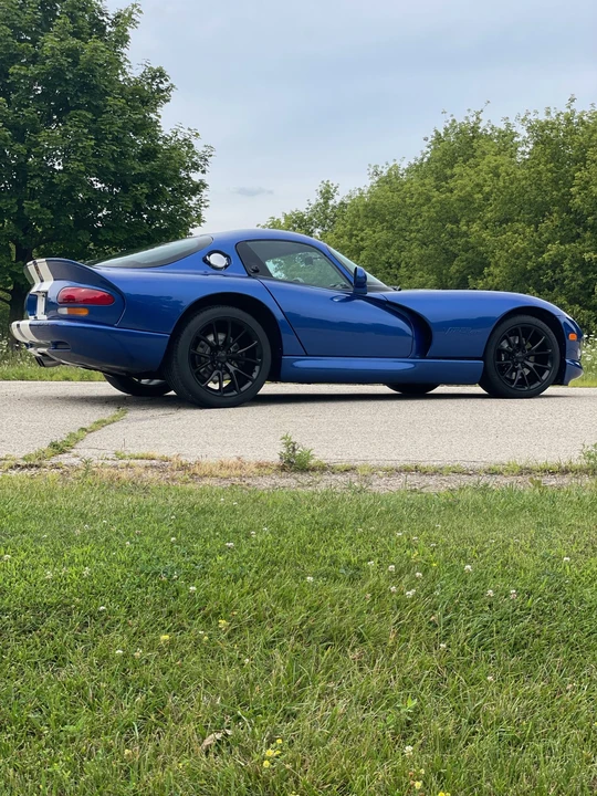 1996 Dodge Viper GTS 2nd Gen - Image 18 of 31