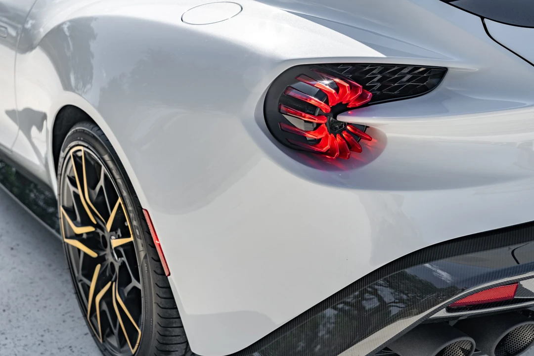 2019 Aston Martin Vanquish 2nd Gen - Image 25 of 31