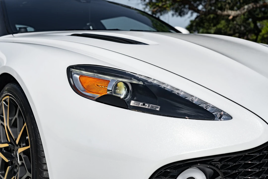 2019 Aston Martin Vanquish 2nd Gen - Image 13 of 31