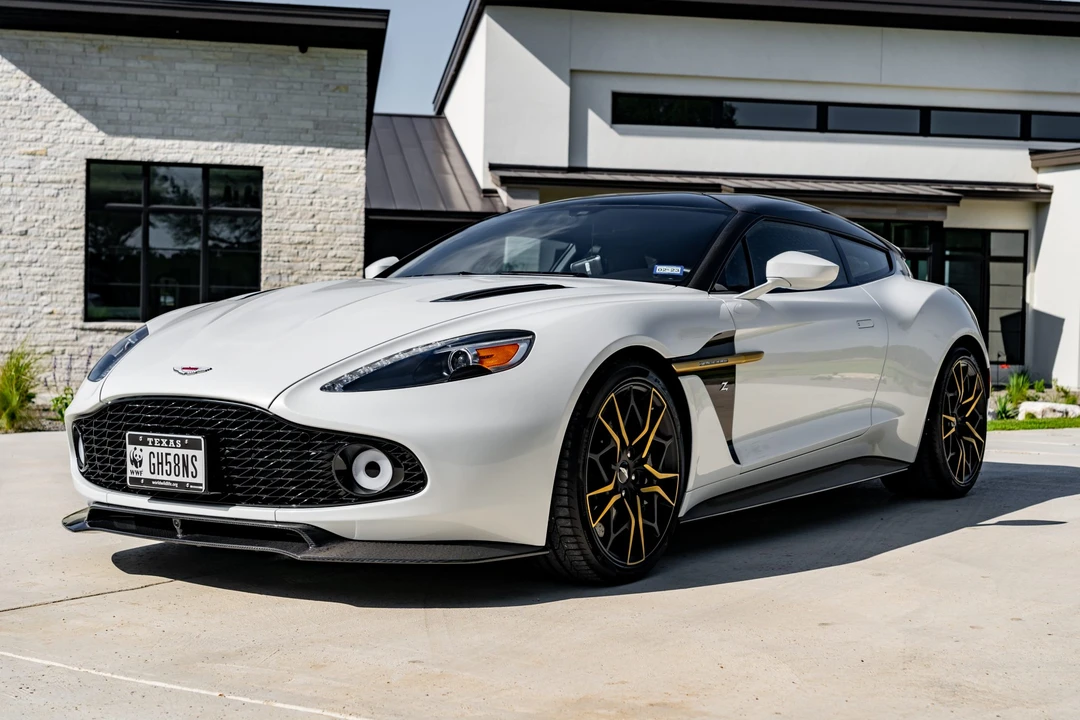 2019 Aston Martin Vanquish 2nd Gen - Image 4 of 31