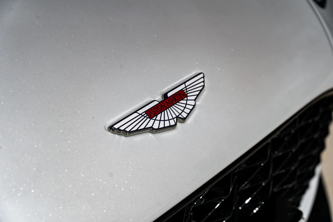 2019 Aston Martin Vanquish 2nd Gen - Image 16 of 31