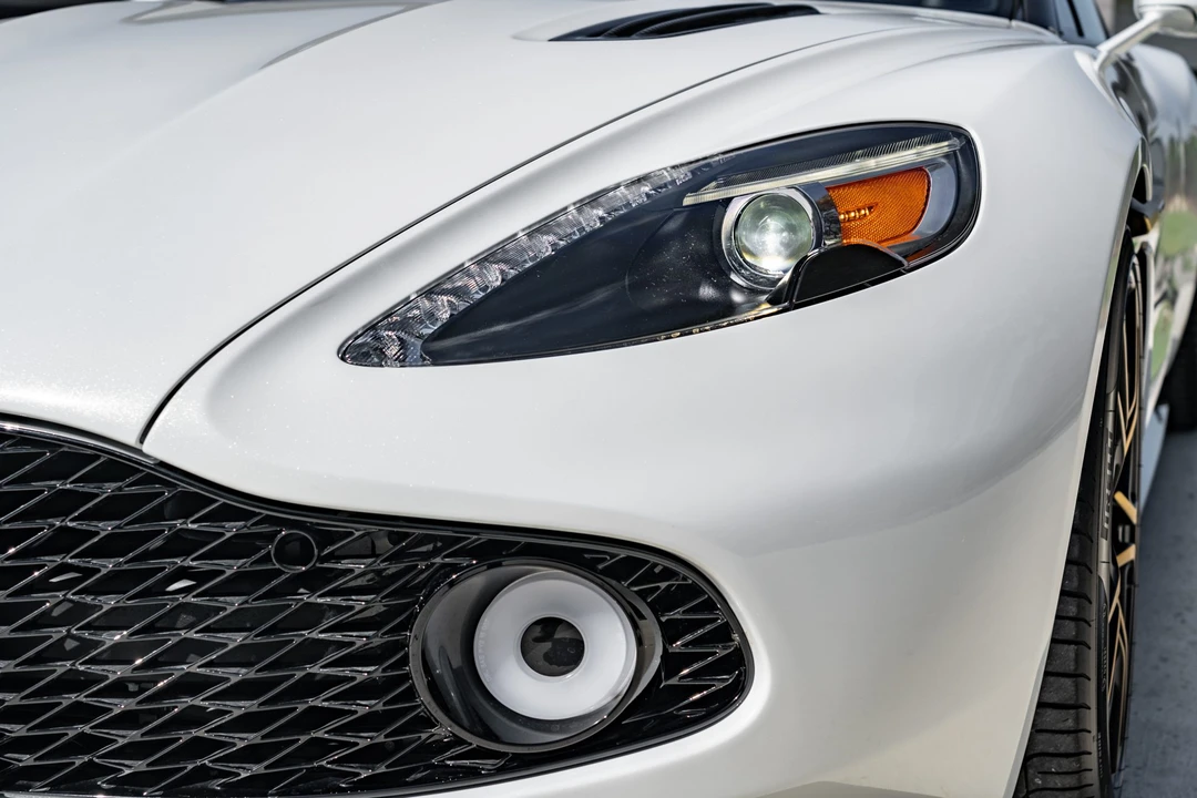 2019 Aston Martin Vanquish 2nd Gen - Image 19 of 31