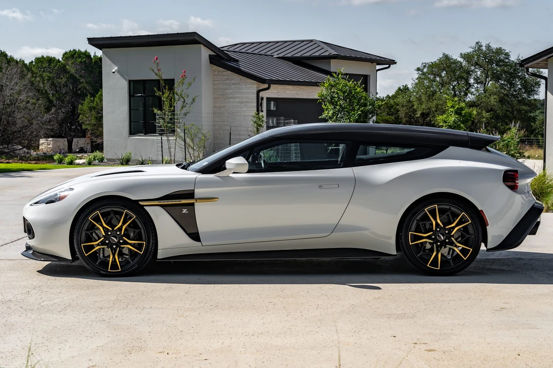 2019 Aston Martin Vanquish 2nd Gen - Image 5 of 31
