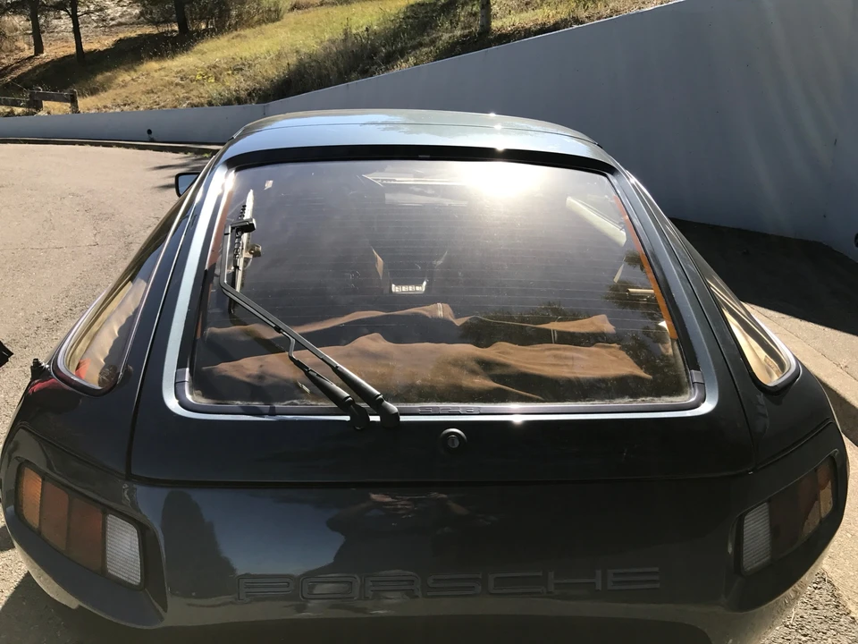 1982 Porsche 928 - Image 13 of 31