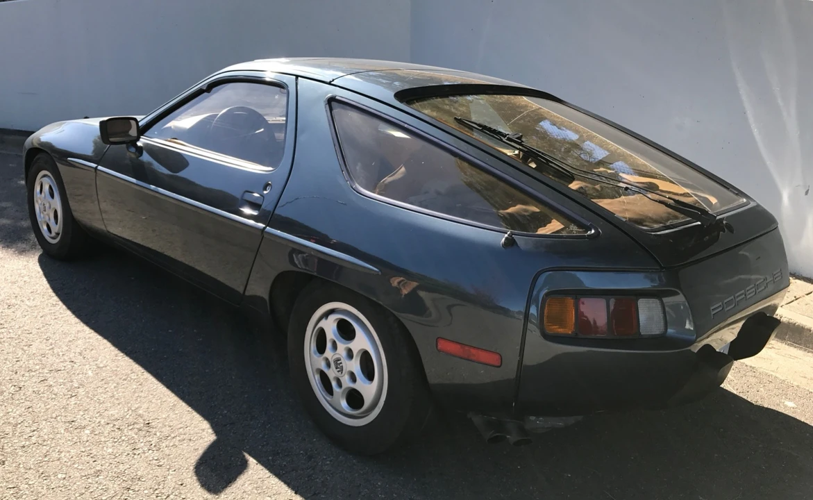 1982 Porsche 928 - Image 11 of 31