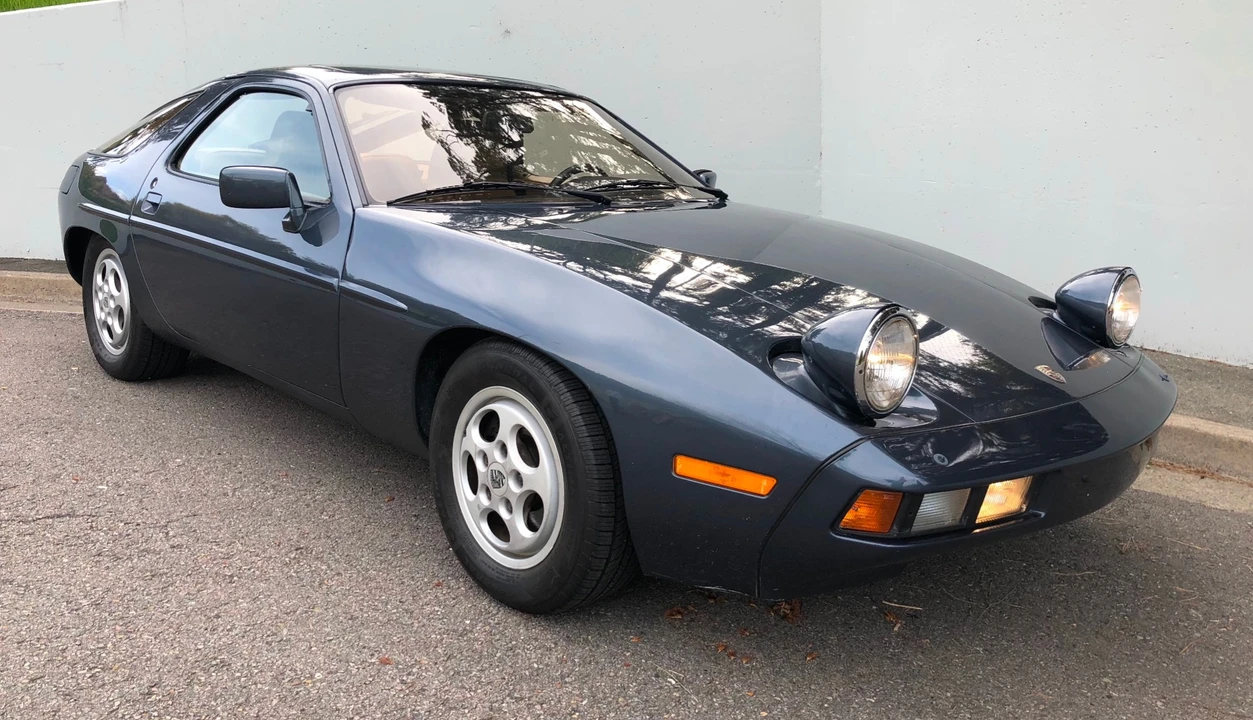 1982 Porsche 928 - Image 3 of 31