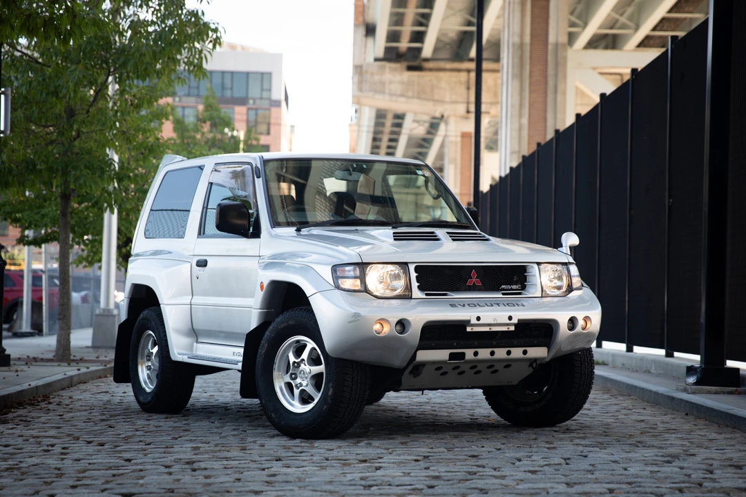 1997 Mitsubishi Pajero/Montero 2nd Gen - Image 14 of 31