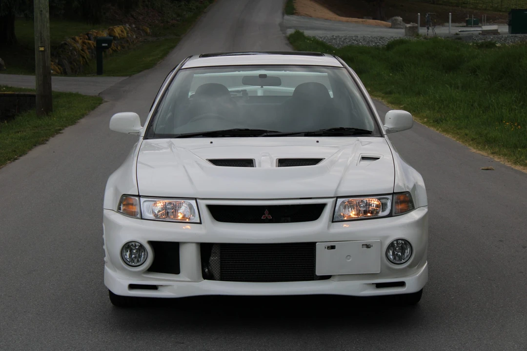 1999 Mitsubishi Lancer Evolution VI 6th Gen - Image 8 of 31