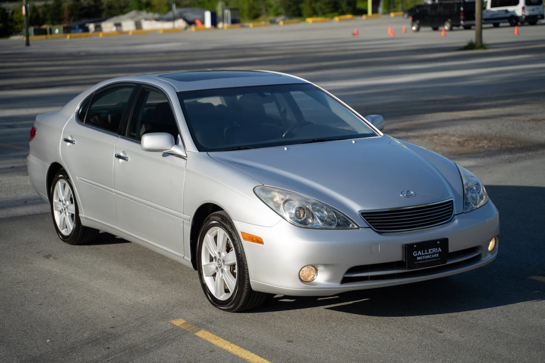 2005 Lexus ES 4th Gen - Image 4 of 31
