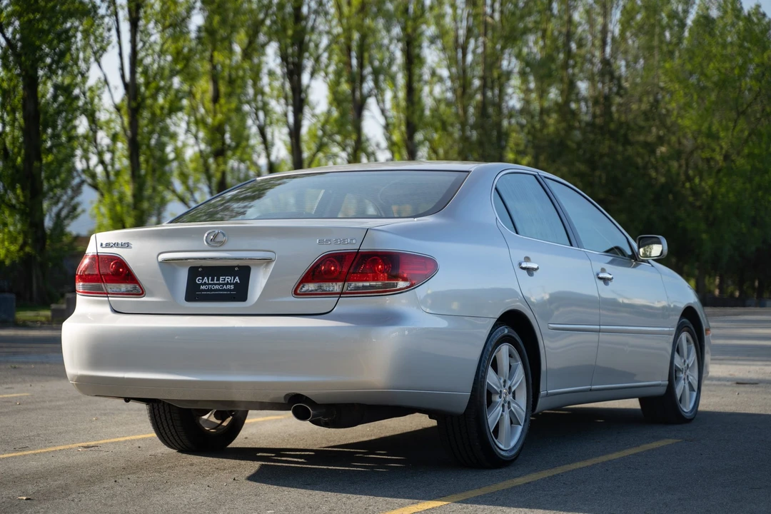 2005 Lexus ES 4th Gen - Image 22 of 31