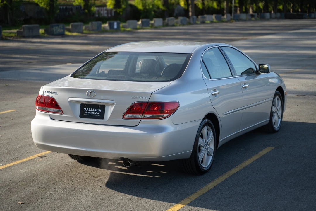 2005 Lexus ES 4th Gen - Image 23 of 31