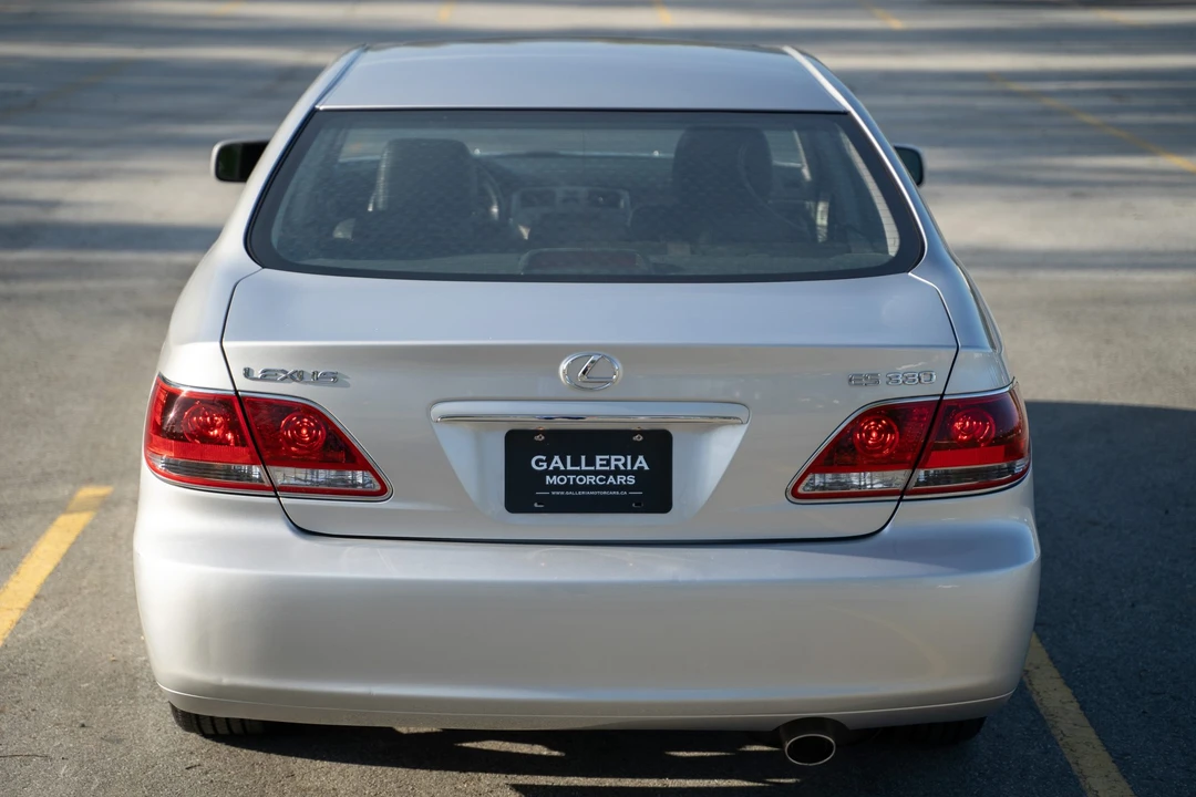 2005 Lexus ES 4th Gen - Image 20 of 31