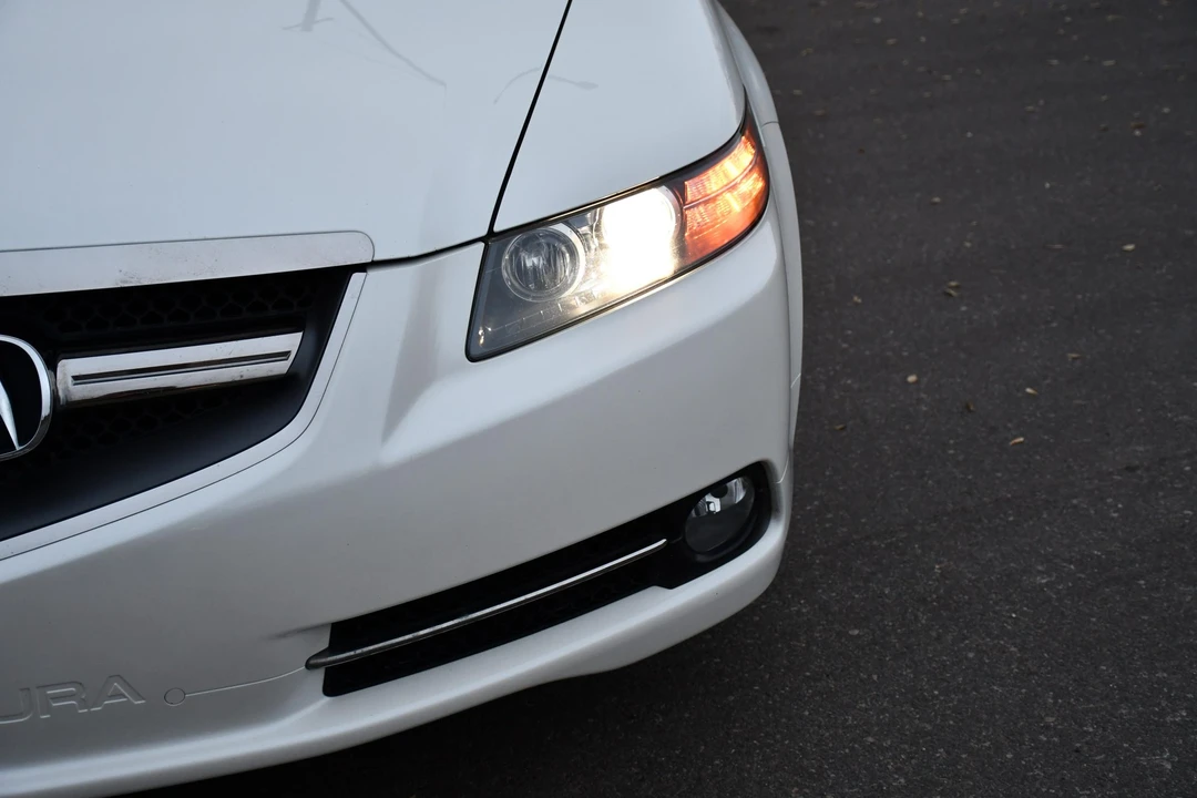 2008 Acura TL 3rd Gen - Image 17 of 31