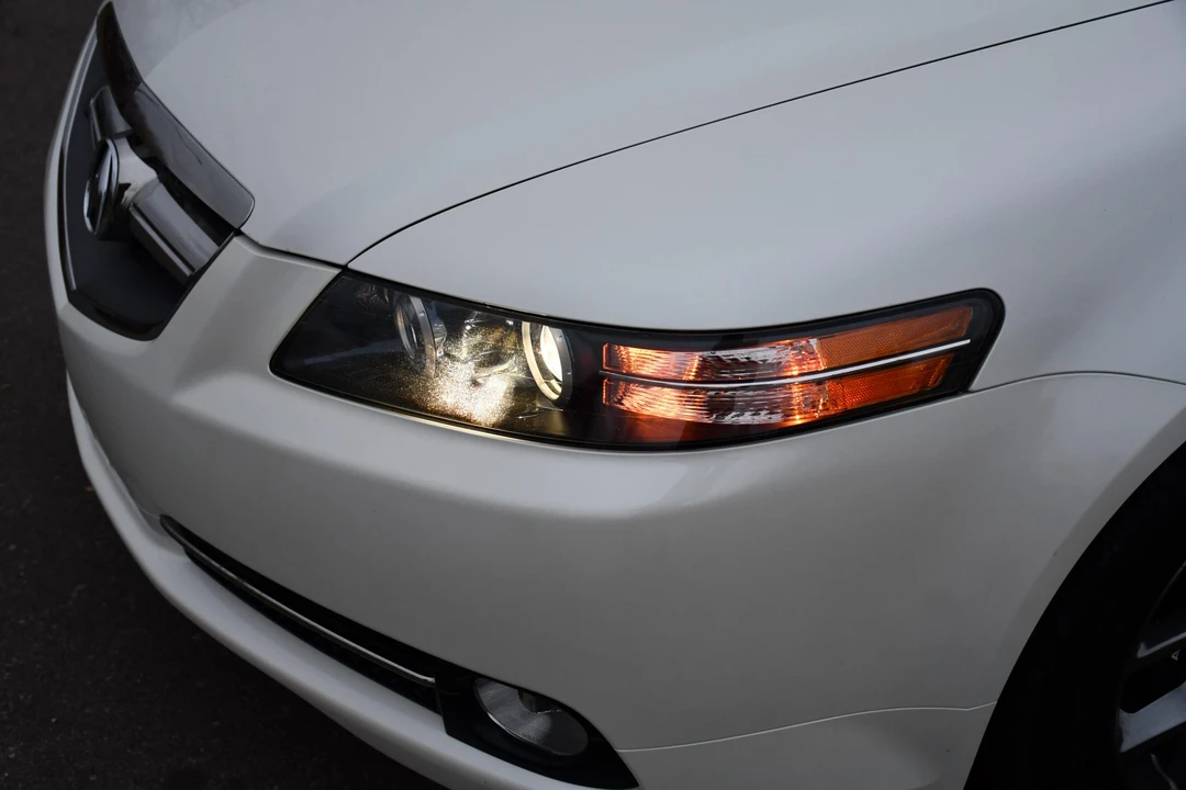 2008 Acura TL 3rd Gen - Image 19 of 31