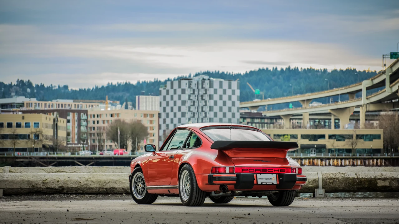 1983 Porsche 911 Carrera SC - Image 16 of 31