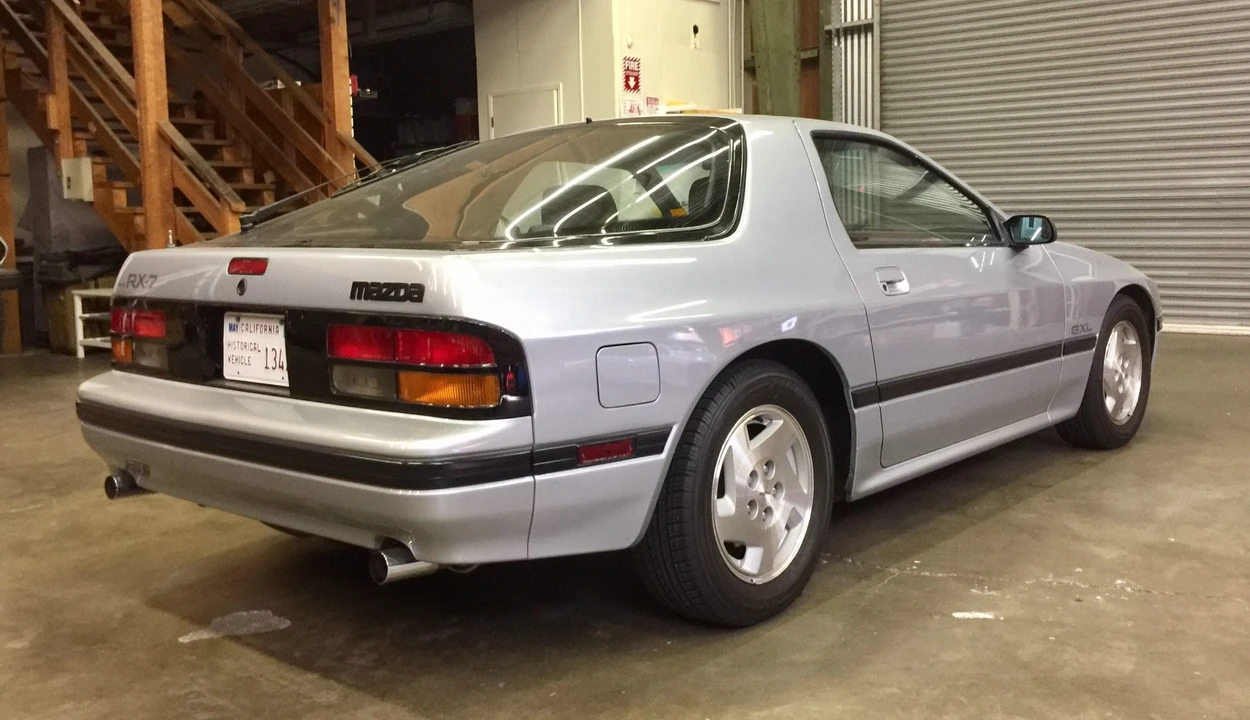 1987 Mazda RX-7 FC - Image 8 of 31