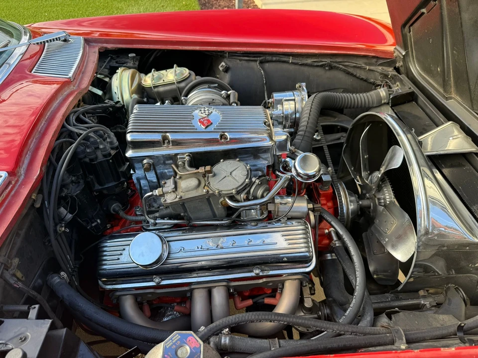 Chevrolet Corvette C2 - Image 17 of 20