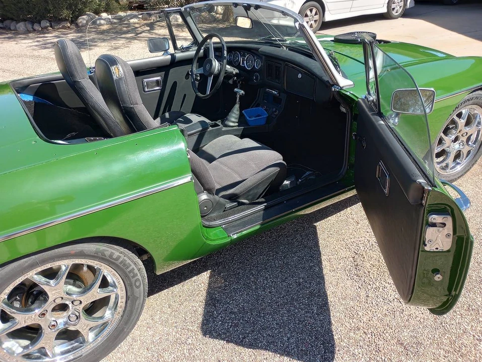 1976 MG MGB GT V8 - Image 14 of 14