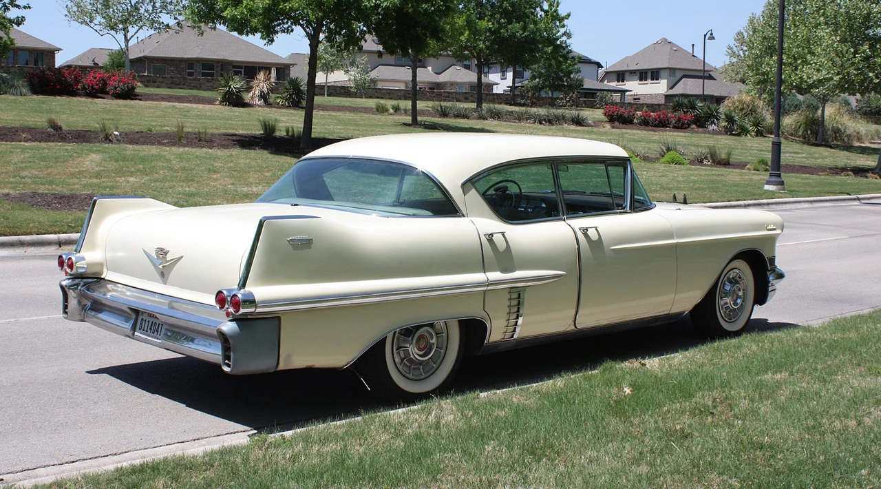 1957 Cadillac Series 62 4th Gen - Image 28 of 31
