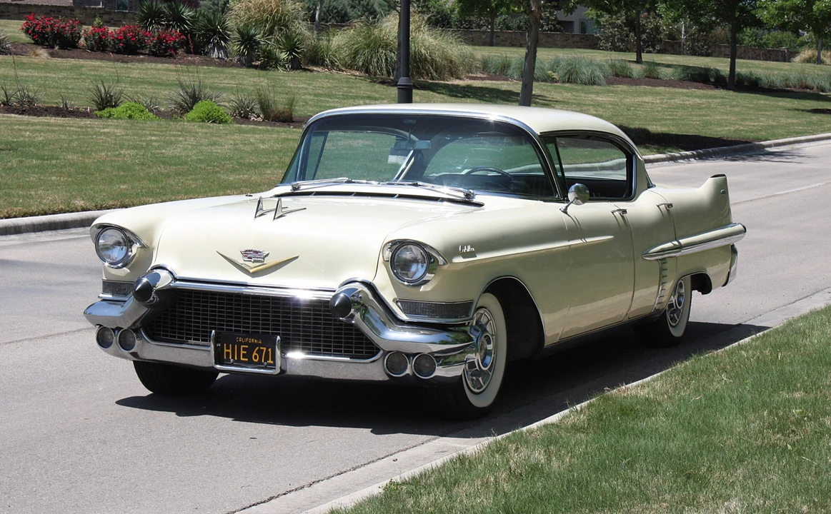 1957 Cadillac Series 62 4th Gen - Image 4 of 31