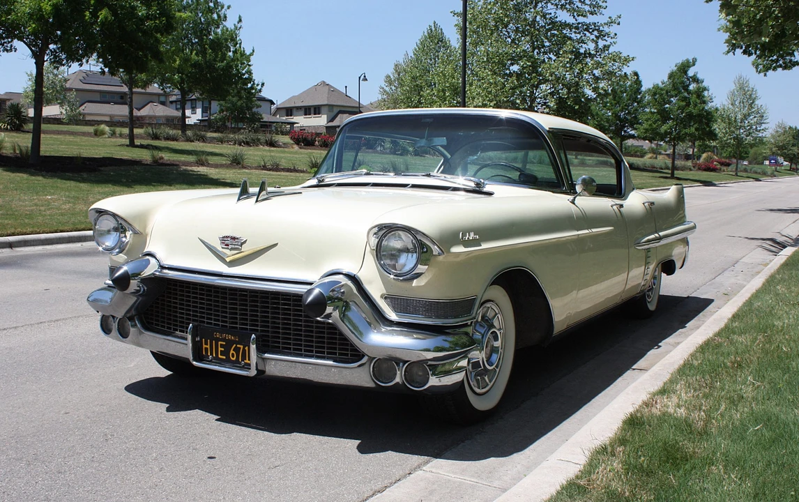 1957 Cadillac Series 62 4th Gen - Image 5 of 31