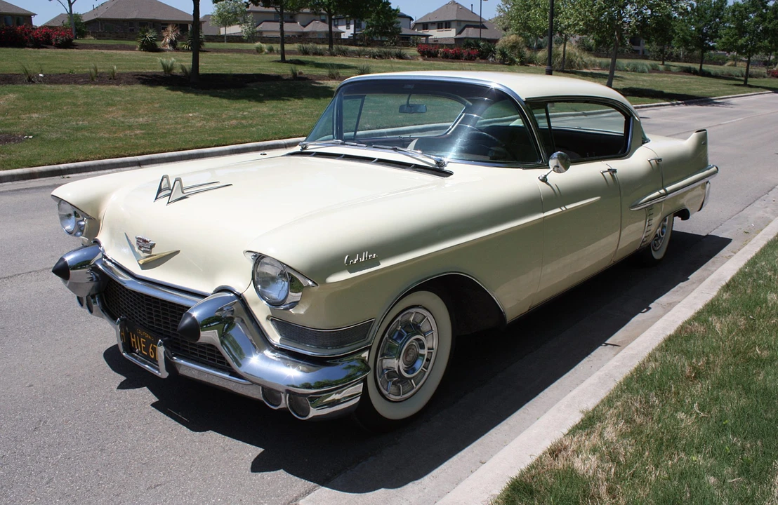 1957 Cadillac Series 62 4th Gen - Image 7 of 31