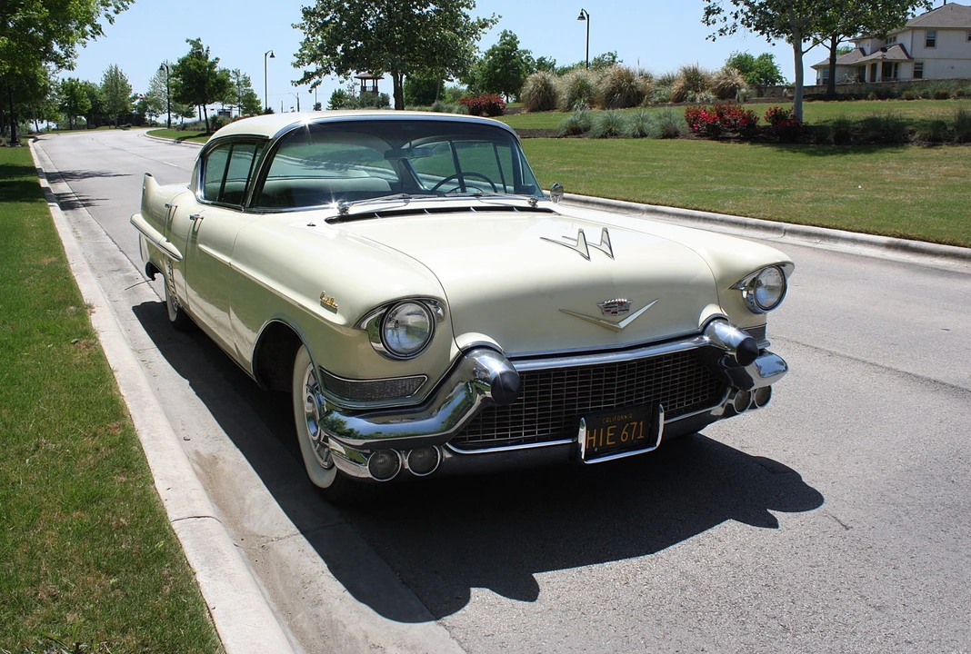 1957 Cadillac Series 62 4th Gen - Image 12 of 31