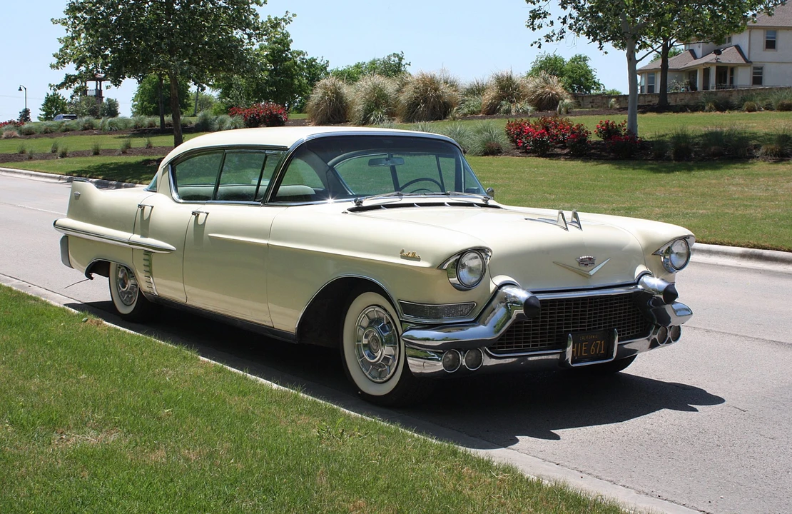 1957 Cadillac Series 62 4th Gen - Image 13 of 31