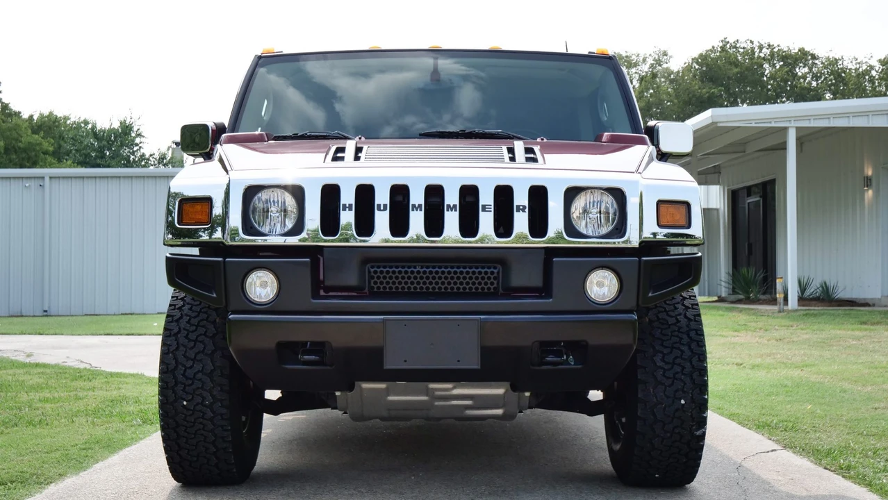 2003 Hummer Hummer H2 - Image 2 of 31