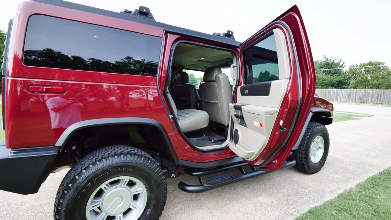 2003 Hummer Hummer H2 - Image 19 of 31