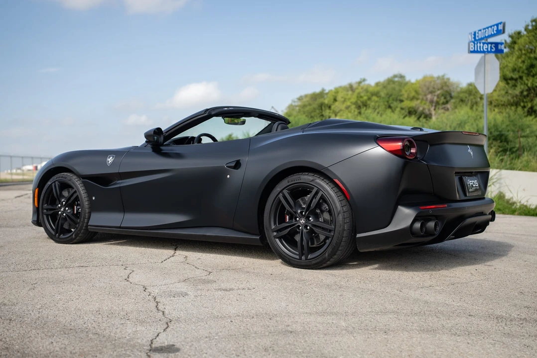 2020 Ferrari Portofino - Image 17 of 31