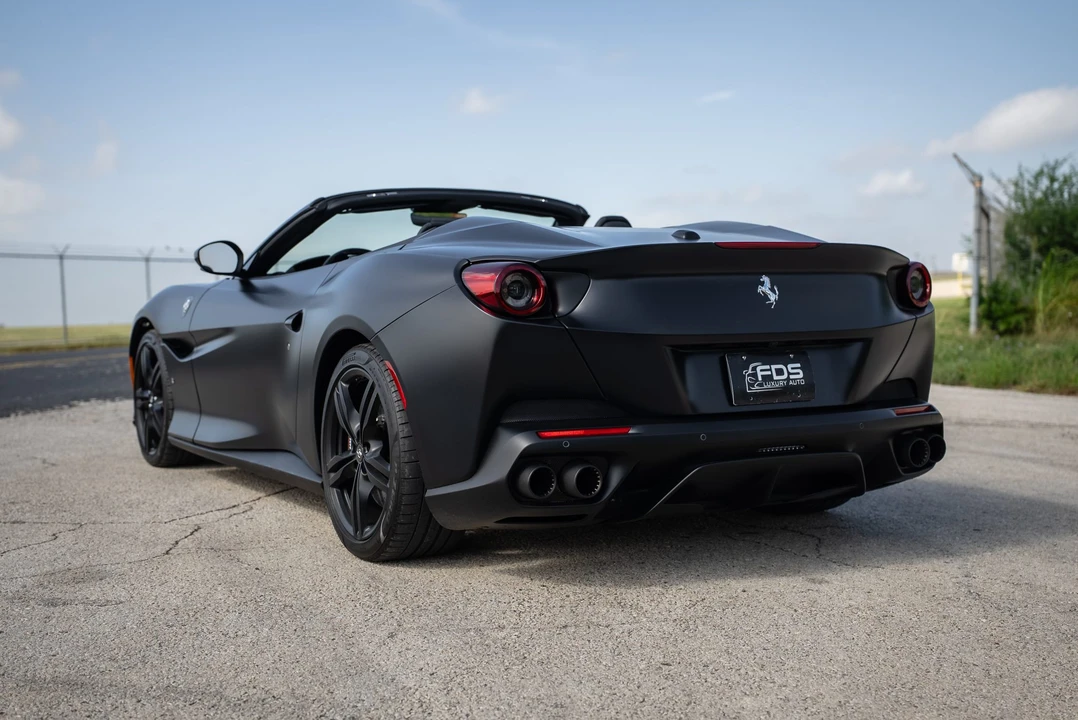 2020 Ferrari Portofino - Image 16 of 31