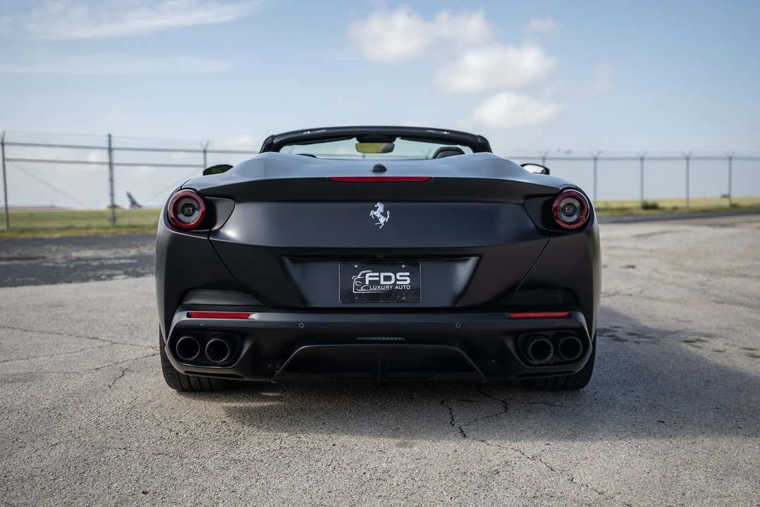 2020 Ferrari Portofino - Image 14 of 31