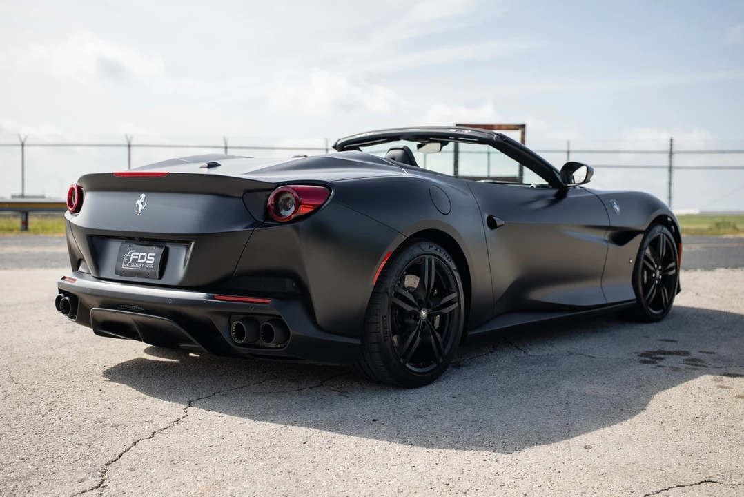 2020 Ferrari Portofino - Image 12 of 31