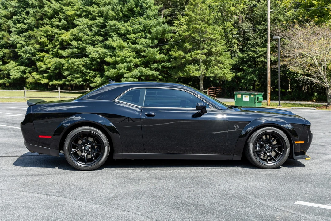 2023 Dodge Challenger SRT Hellcat 3rd Gen - Image 6 of 31