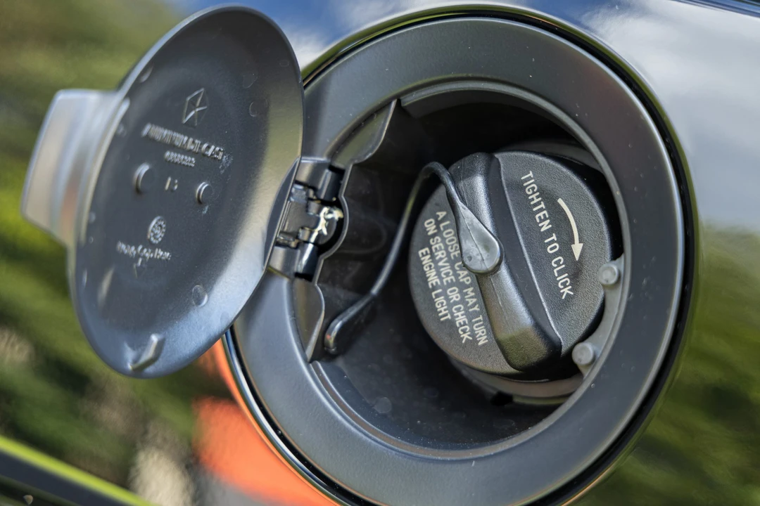 2023 Dodge Challenger SRT Hellcat 3rd Gen - Image 23 of 31