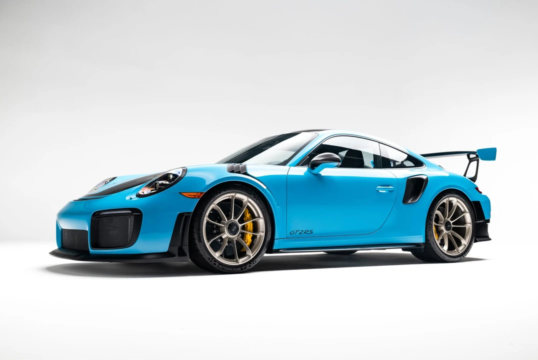 2018 Porsche 991 GT2 RS - Image 2 of 31