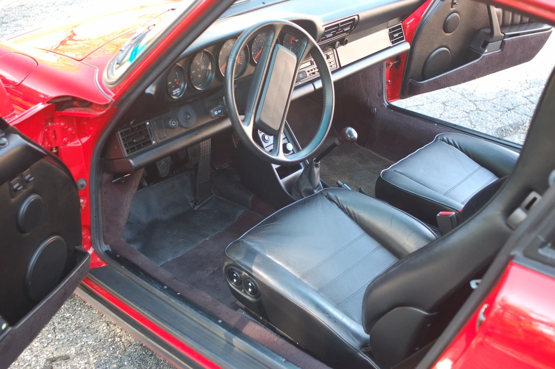 1988 Porsche 911 Carrera 3.2 - Image 12 of 31