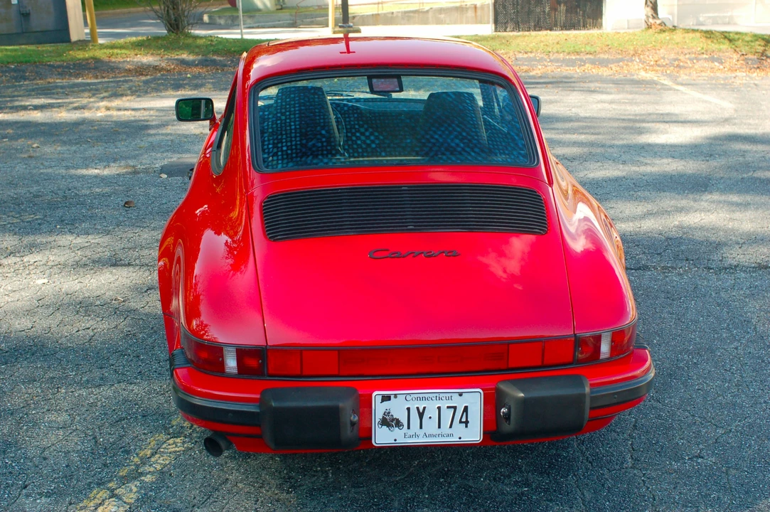 1988 Porsche 911 Carrera 3.2 - Image 10 of 31