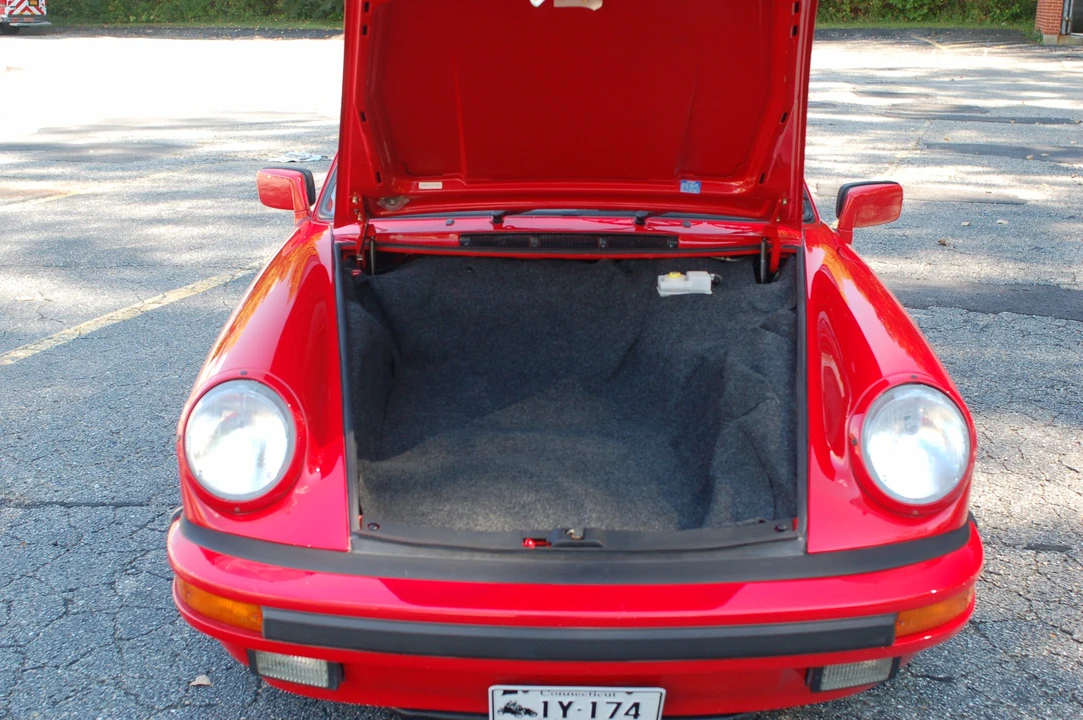 1988 Porsche 911 Carrera 3.2 - Image 30 of 31