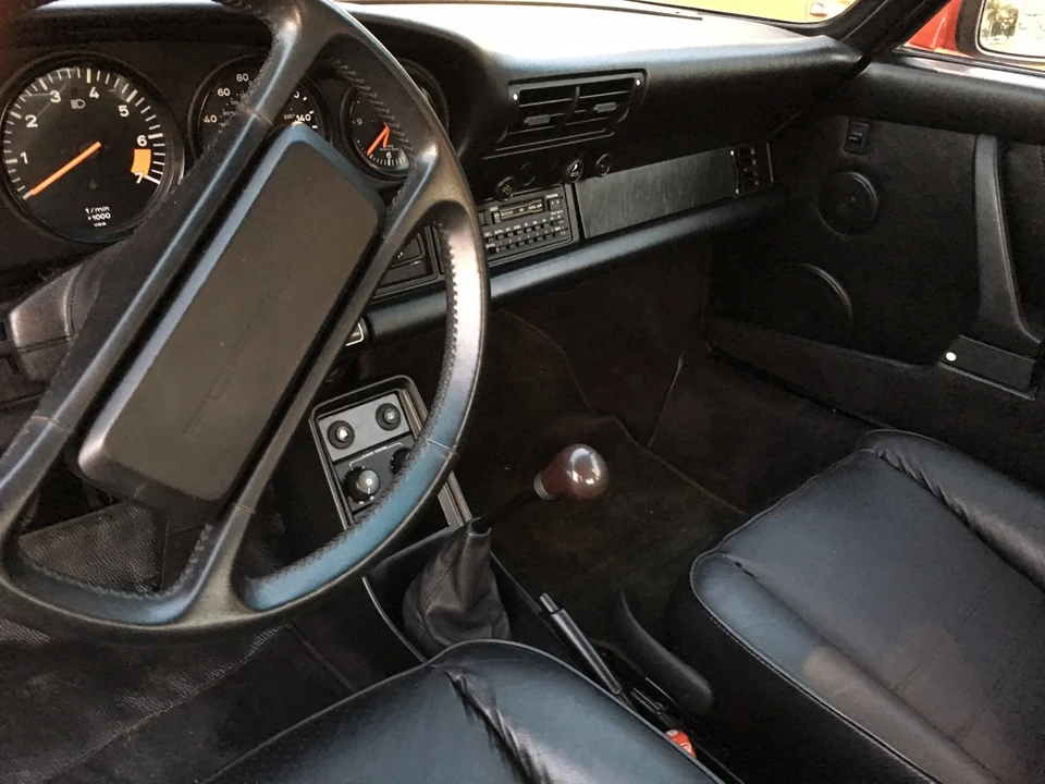 1988 Porsche 911 Carrera 3.2 - Image 14 of 31