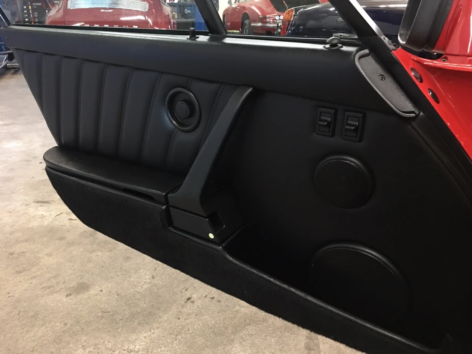 1988 Porsche 911 Carrera 3.2 - Image 24 of 31