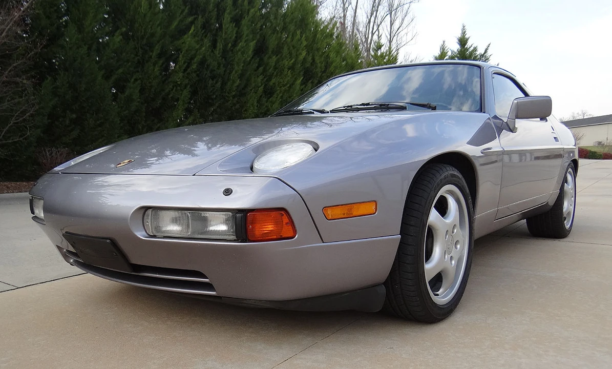 1988 Porsche 928 S4 - Image 2 of 31