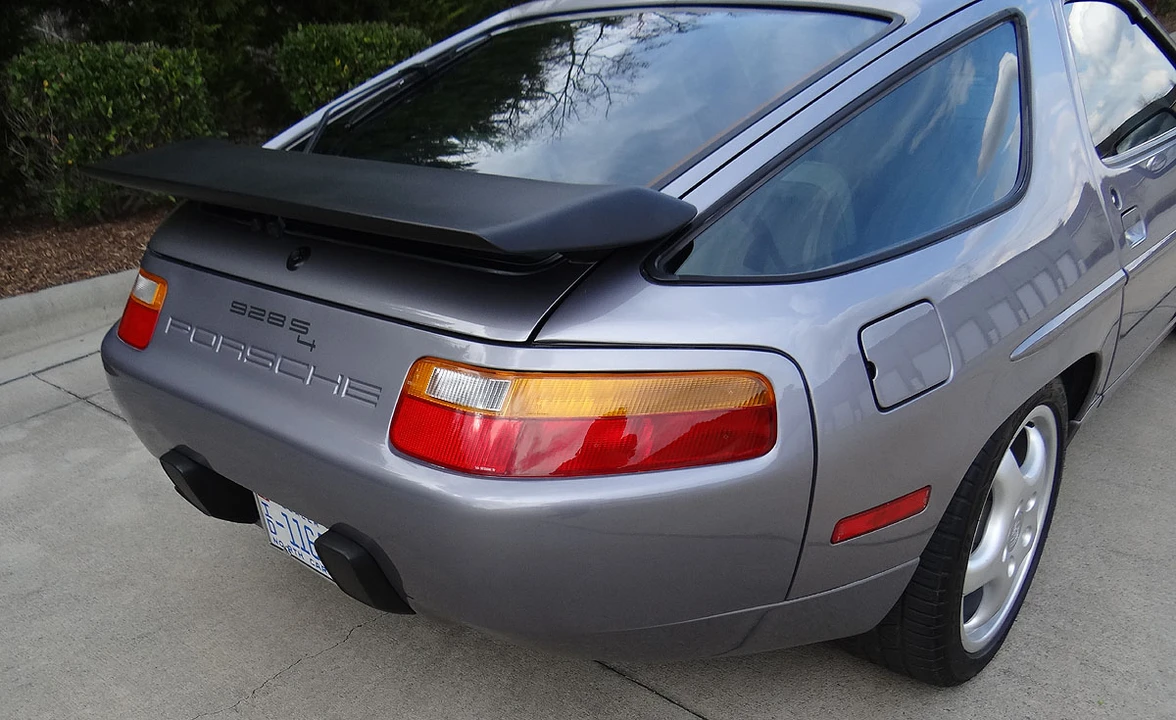 1988 Porsche 928 S4 - Image 18 of 31