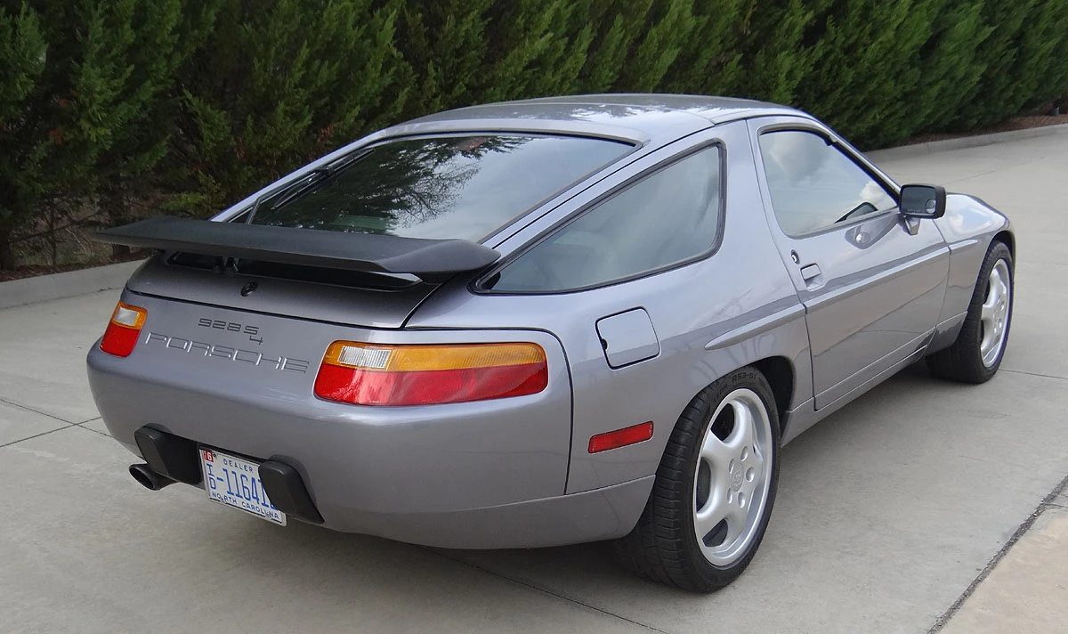 1988 Porsche 928 S4 - Image 19 of 31